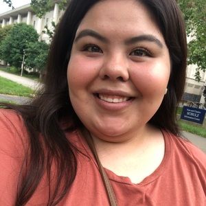 Meet your Posher, Julia